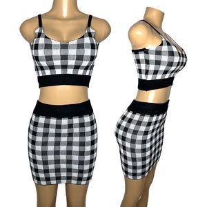 NWT Size S 2 Pieces Outfit Black and White Women Set Short Skirt and crop top